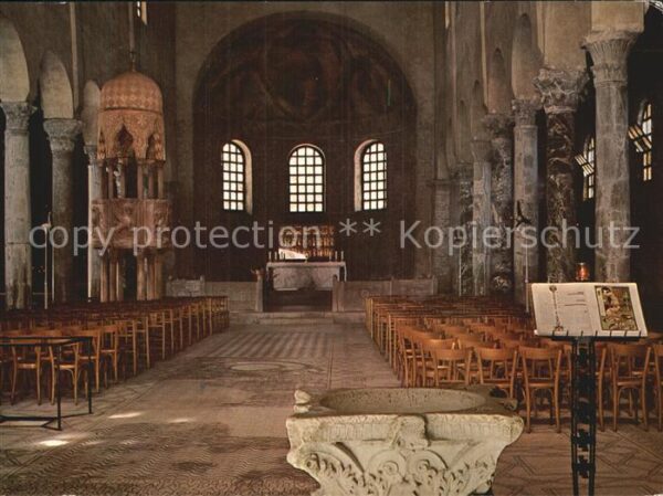 Grado Pineta Basilica interno