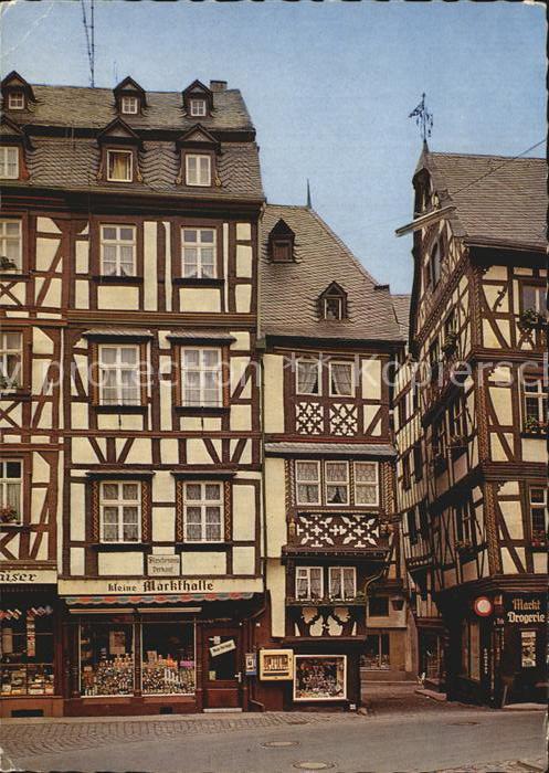 Bernkastel-Kues Kleine Markthalle Fachwerkhäuser