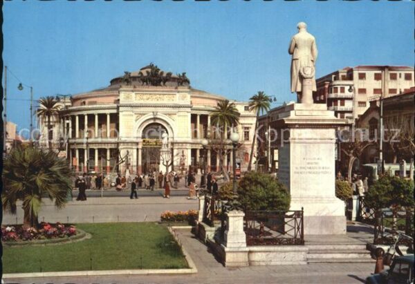 Palermo Sicilia Piazza e Politeama Garibaldi