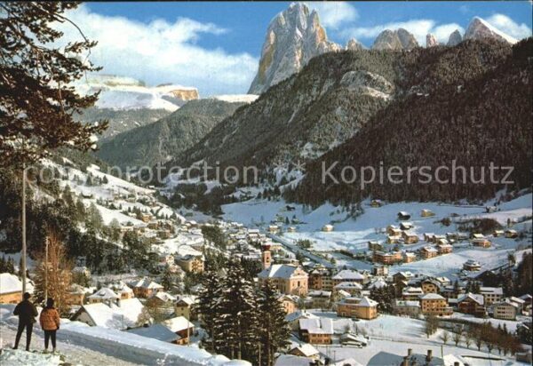 St Ulrich Groeden Tirol mit Langkofelgruppe