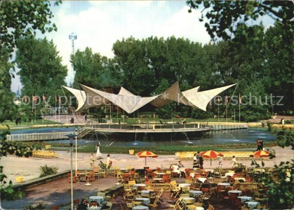 Koeln Rhein Tanzbrunnen im Rheinpark