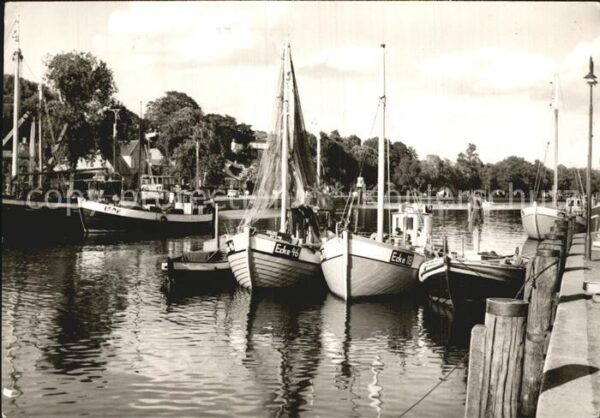 Eckernfoerde Fischerboote im Hafen