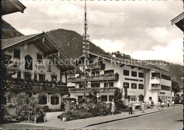 Ruhpolding am Dorfbrunnen
