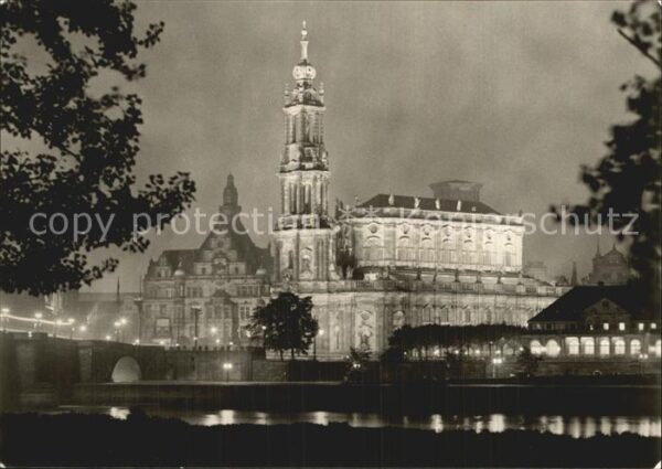 Dresden Dimitroff Brücke Georgentor und Propste
