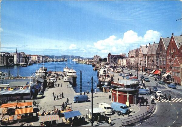 Bergen Norwegen View of Vagen and Bryggen
