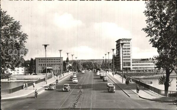 Frankfurt Main Friedensbrücke mit AEG Hochhaus