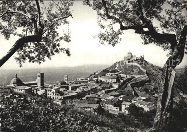 Assisi Umbria Panorama parziale con veduta della Rocc
