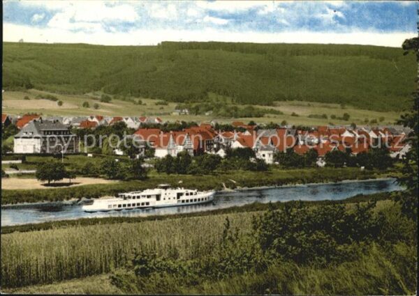 Vaake Blick über die Weser Dampfer