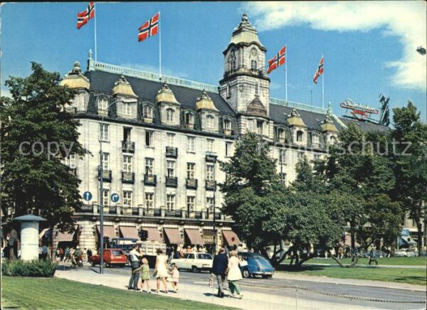 Oslo Norwegen Grand Hotel Nationalflaggen