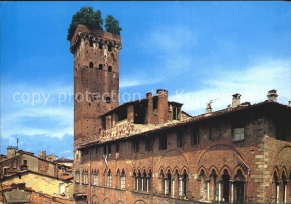 Lucca Palast Guinigi