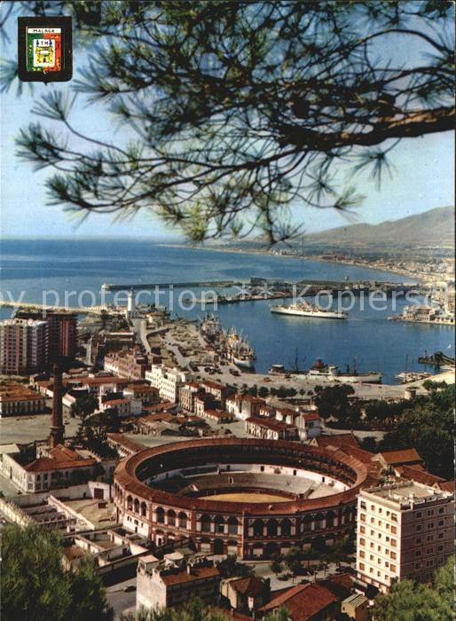 Malaga Andalucia Gesamtansicht mit Hafen