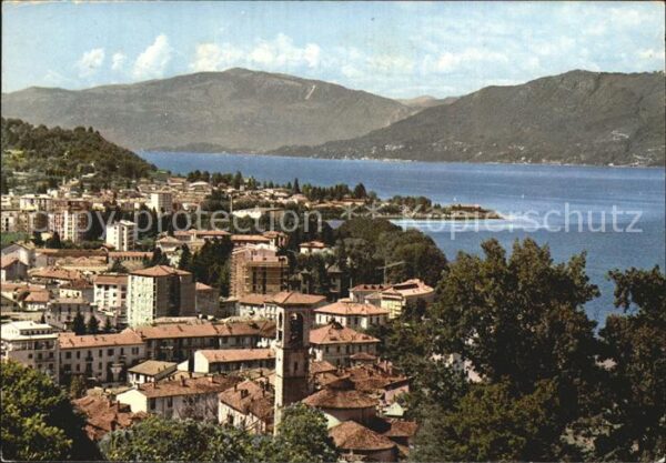 Luino Fliegeraufnahme mit Lago Maggiore