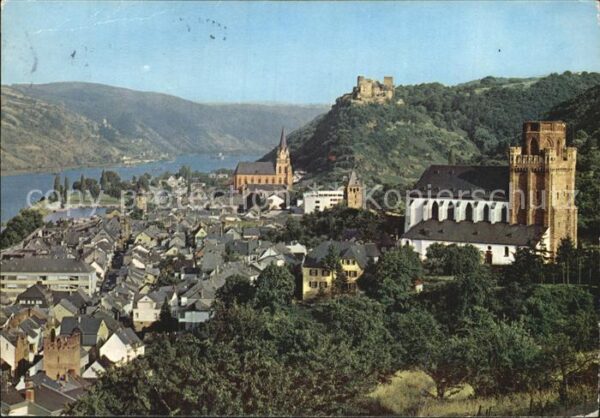 Oberwesel Rhein mit Schönburg
