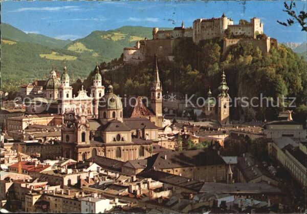 Salzburg Oesterreich Bischofsstadt Fliegeraufnahme