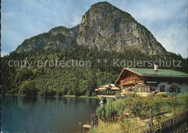 Garmisch-Partenkirchen Seehaus Pflegersee gegen Königstand