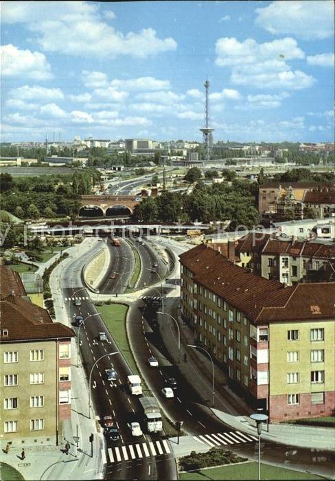 Berlin Halensee Stadtautobahn mit Funkturm