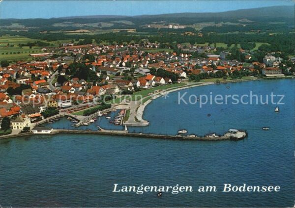 Langenargen Bodensee Fliegeraufnahme mit Uferpromenade