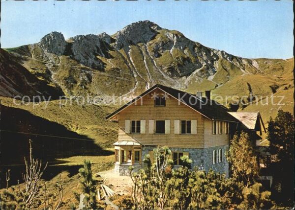 Landsbergerhuette Gegen Steinkarspitze