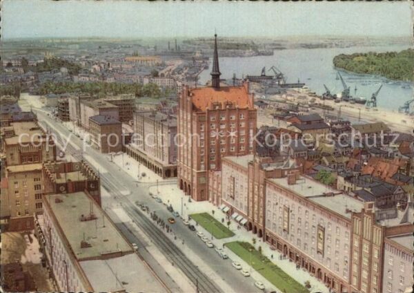 Rostock Fliegeraufnahme Lange-Strasse und Hafen