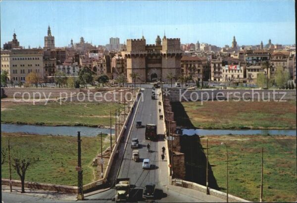 Valencia Valenciana Puente y Torres de Serranos