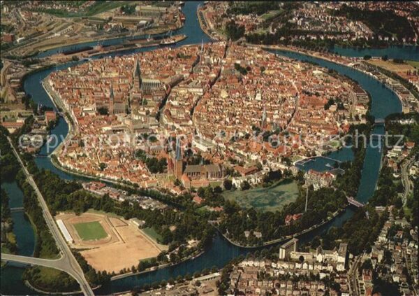 Luebeck Altstadt Hansestadt Fliegeraufnahme