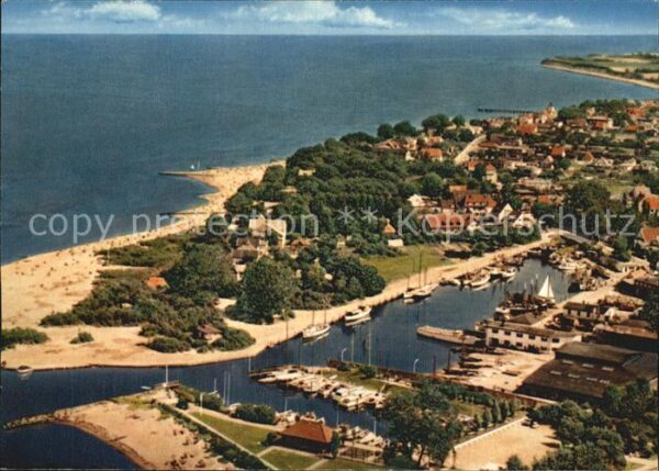 Niendorf Ostseebad Hafen Küste Fliegeraufnahme