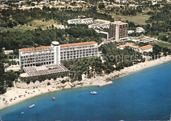 Tucepi Hotels am Strand Fliegeraufnahme