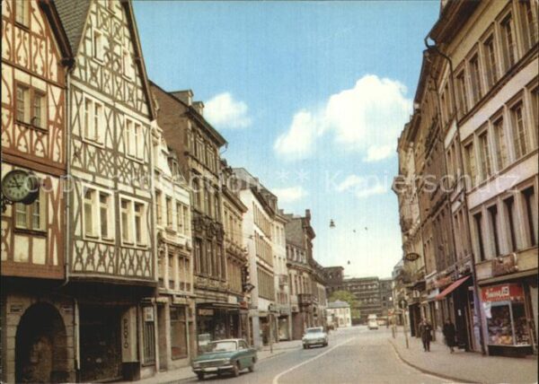 Trier Simeonstrasse mit Blick auf Porta Niegr