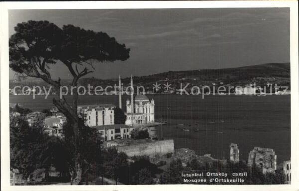 Istanbul Constantinopel Mosquee d`Ortakeuille