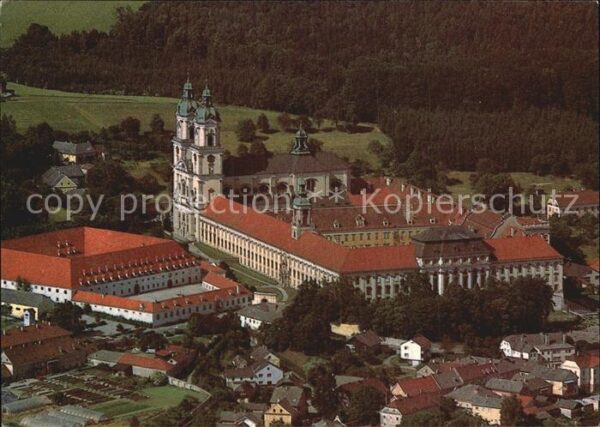 St Florian Fliegeraufnahme Barockes Augustiner Cho