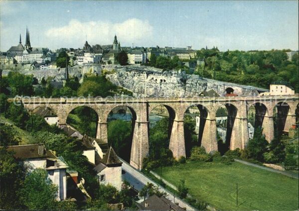 LUXEMBOURG  Luxemburg Panorama de la Ville haute Viaduc