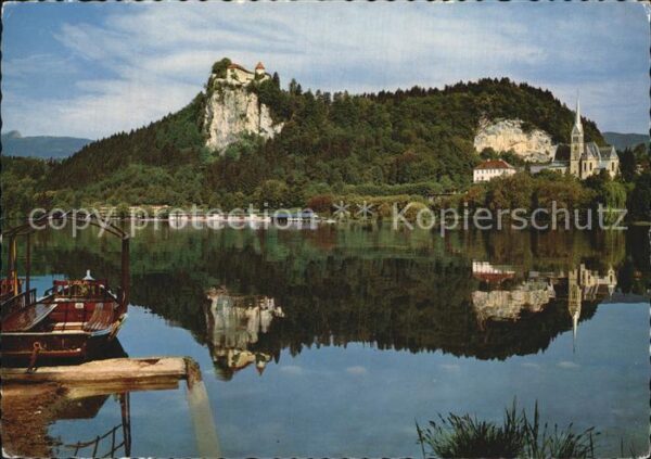 Bled Partie am See Kirche Felsen Wasserspieg