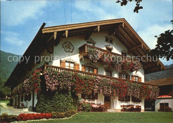 Bayrischzell Zellerhof Blumenschmuck