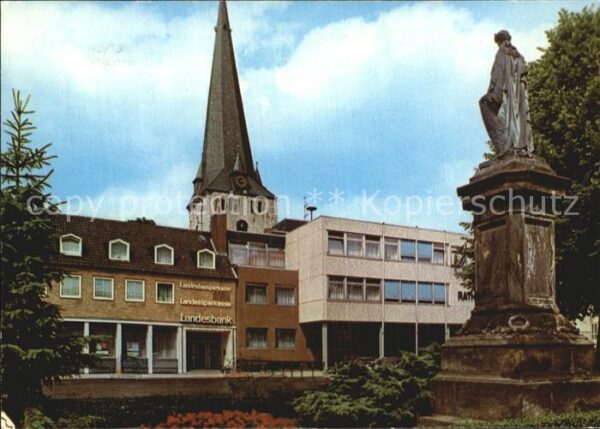Schoeppenstedt Markt Denkmal Statue Eulenspiegelstadt