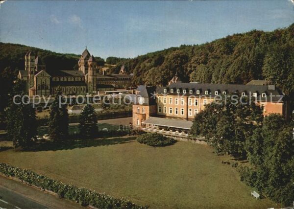 Maria Laach Glees Abteikirche und Seehotel