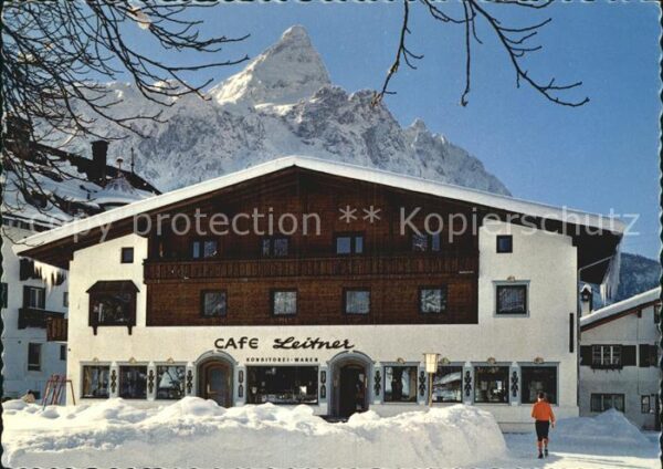 Ehrwald Tirol Cafe Leitner am Kirchplatz Winterpanora