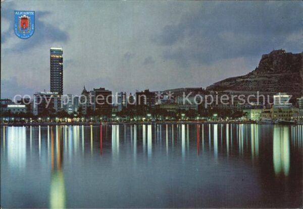 Alicante Hafen bei Nacht