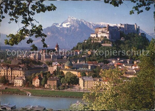 Salzburg Oesterreich Festung Hohensalzburg und Untersberg