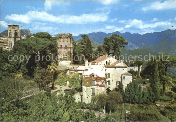 Ravello Villa Rufolo con Torre Campanie della C
