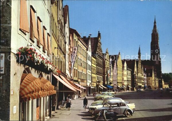 Landshut Isar Hauptstrasse mit Kirche