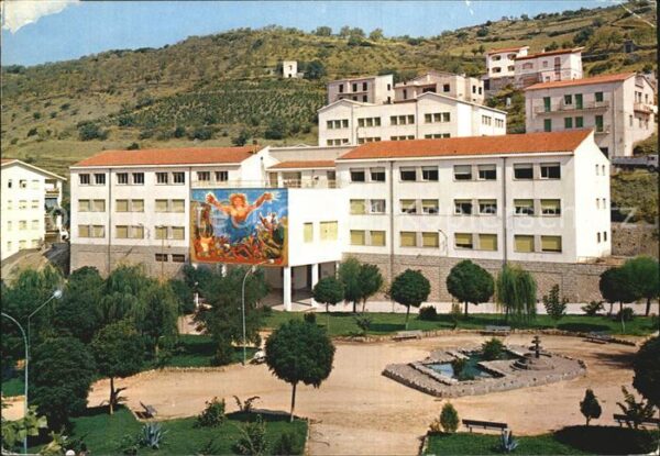 Ozieri Piazza G. Deledda Scuole