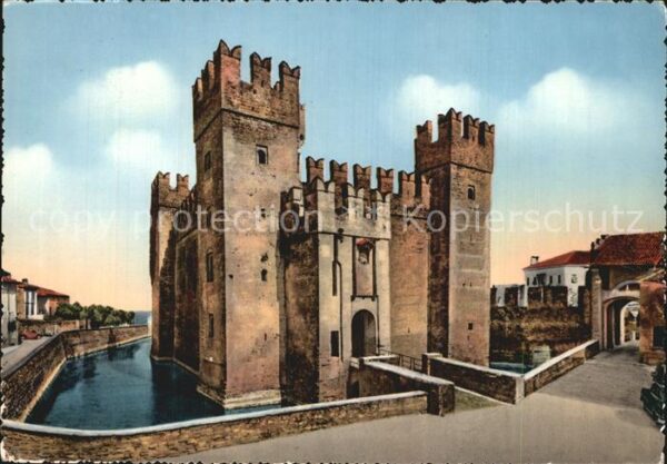 Sirmione Lago di Garda Il Castello