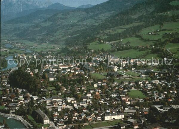 St Johann Pongau Fliegeraufnahme Feuerzeug-Pfeifen-Karde