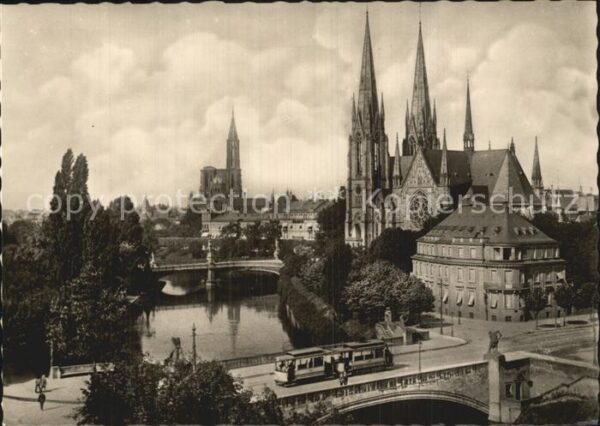 Strassenbahn Strassburg Elsass Paulskirche Münster