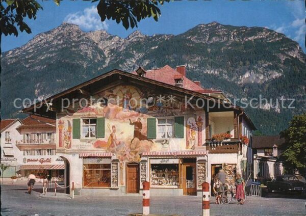 Garmisch-Partenkirchen Altes Haus mit Kramer Wandmalerei