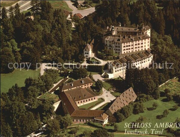 Innsbruck Fliegeraufnahme Schloss Ambras