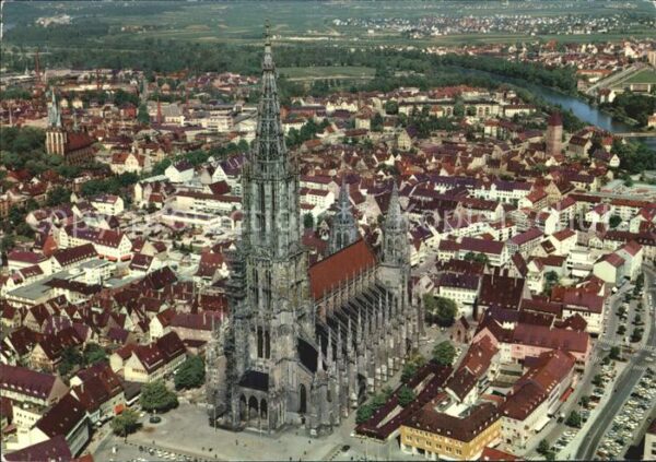 Ulm Donau Fliegeraufnahme Höchste Kirche der Welt