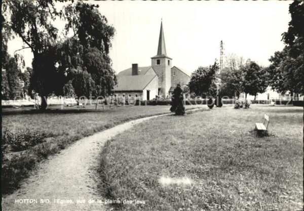 Hotton Eglise vue de la plaine des jeux