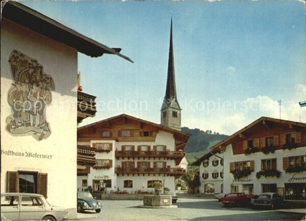 Maria Alm Steinernen Meer Dorfplatz Brunnen Kirche