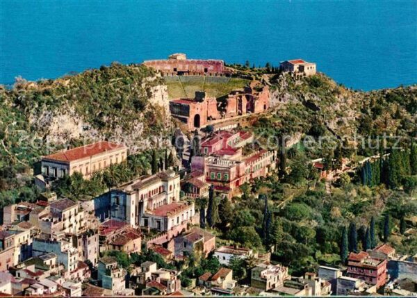 Taormina Sizilien Panorama e Teatro Greco